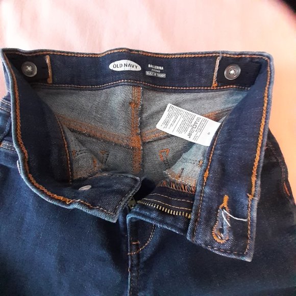 OLD NAVY JEANS BALLERINA JEGGINS SIZE 10 - Picture 3 of 4